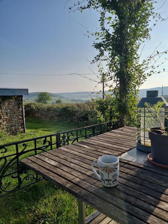 Gentilhomme Villa La Vineuse sur Fregande Exterior photo